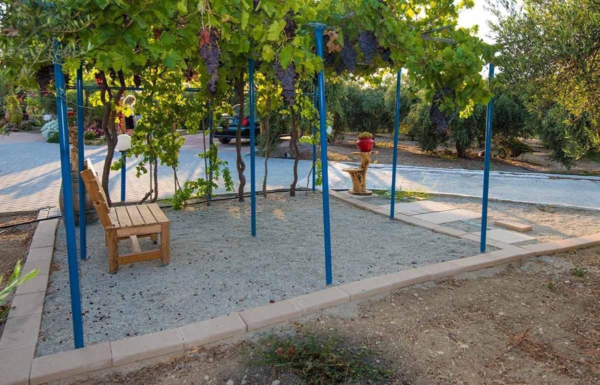 Stonehouse Olivelia - Afrathias Beach Tympaki Ngoại thất bức ảnh