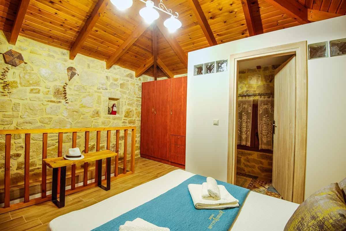 Stonehouse Olivelia - Afrathias Beach Tympaki Ngoại thất bức ảnh